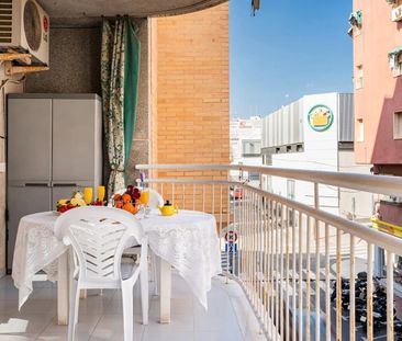 Piso de alquiler en Carrer D'elx, Centro - Photo 6