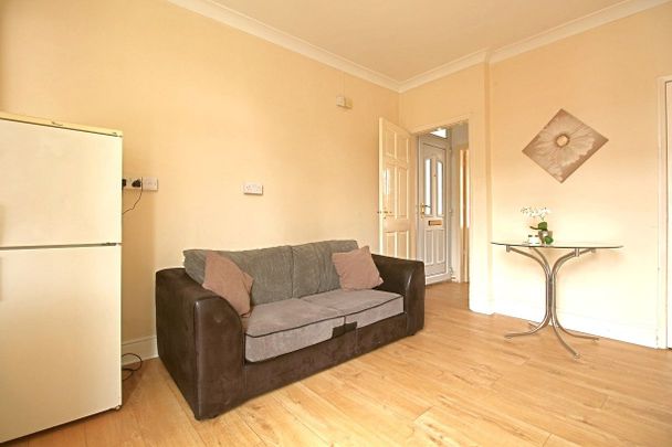 4 Florence Street, Lincoln, Lincolnshire, LN2 5LR - Photo 1