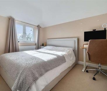 The Lockleys, Longmoor Road, Greatham, Hampshire, GU33 - Photo 6