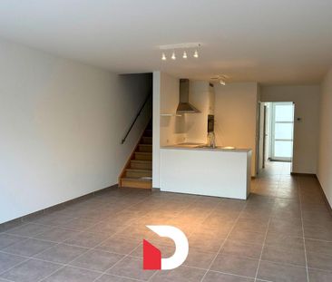 Nieuwbouwwoning met 3 slaapkamers en tuin - Photo 2