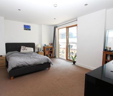 La Salle, Leeds City Centre, LS10 1NW - Photo 1