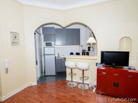 Logement à Paris, Location meublée - Photo 1