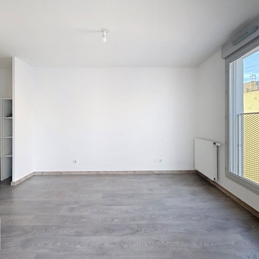 Location Appartement 2 pièces 43m² VILLEURBANNE 69100 - Photo 1