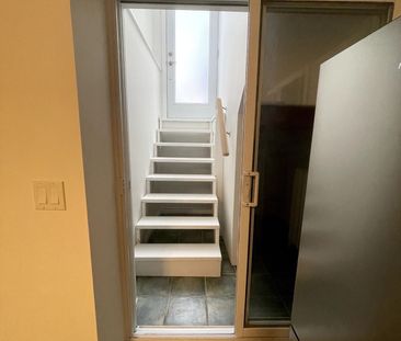 For Lease - 266 Glenlake Avenue Unit# #Lower, Toronto, Ontario - Photo 4