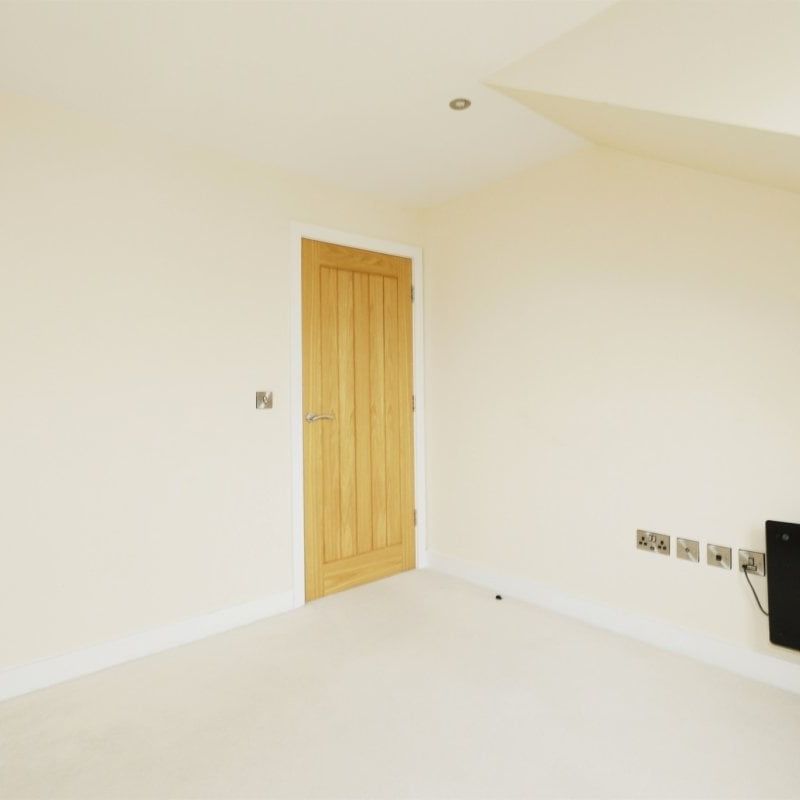 Fitzalan Road - Photo 1