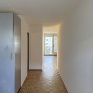 2.5 Zimmer, 55 m², 3. Stock - Foto 3
