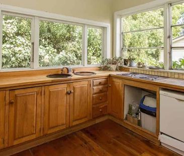 Comfortable 4-Bedroom Home with Garage & Outdoor Space in Masterton - Photo 2