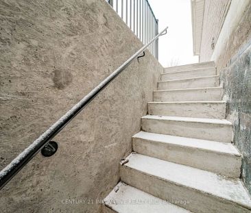 Detached Home For Lease | E9039489 - Photo 4