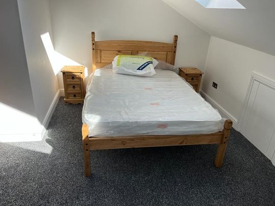 To Let: 4x Student Rooms, Linthorpe Road, TS1 1RD - Photo 1