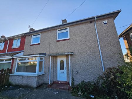 3 bedroom semi-detached house to rent - Photo 5