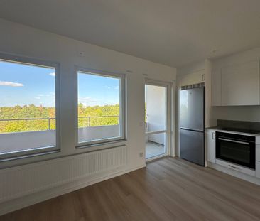 Regementsgatan – 2 rok (lgh 1503) - Foto 3