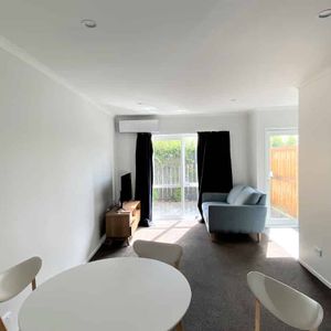 Furnished One Beddie! - Photo 2