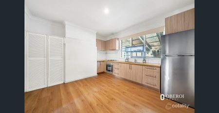 Charming 3-Bedroom Home in the Heart of Pakenham - Photo 4