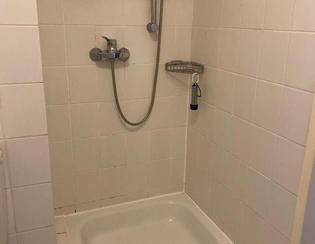 +++ Zum Einzug bereit! 3-Raumwohnung mit Dusche und Balkon +++ - Photo 1