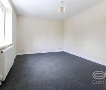 Blakeland Hill, Duxford, CB22 - Photo 4