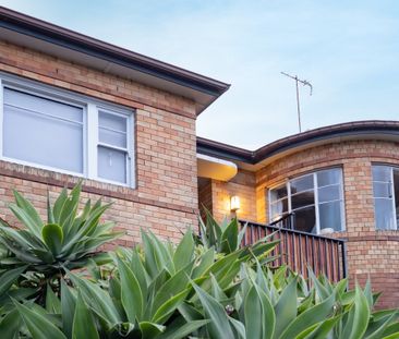 Mcmahons Point - Photo 1