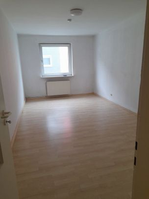 Helle, groÃzÃ¼gige 2-Zimmerwohnung am Rand des Ã¶stlichen Ringebietes - Photo 1