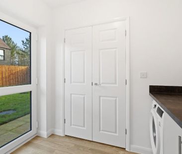 3 bedroom terraced house to rent - Photo 5