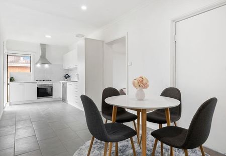 1/8 Murdo Road, CLAYTON - Photo 3