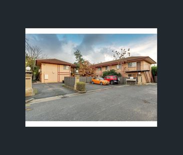 Charming Neat and tidy 2-Bedroom Townhouse in Prime North Adelaide ... - Photo 6