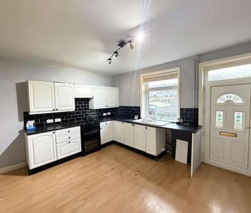 Cromer Grove, Keighley, BD21 - Photo 2