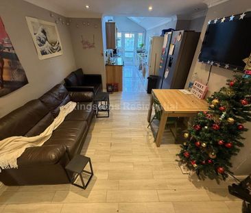 7 bedroom terraced house to rent - Photo 1
