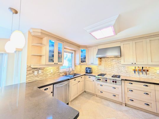 For Lease - 3669 Baird Court Unit# UPPER, Mississauga, Ontario - Photo 1