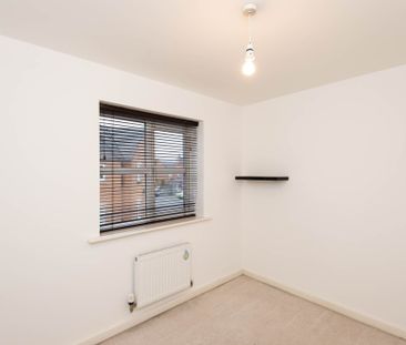 3 bedroom House to rent - Photo 3