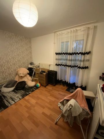 47101/68 Gemütliche 2-Zi-Wohnung mit Balkon in D-Reisholz - Foto 3