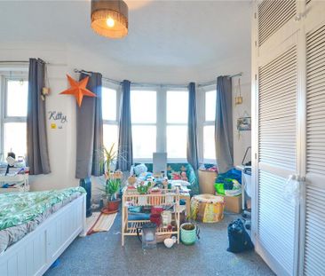 6 bedroom semi-detached house to rent - Photo 3