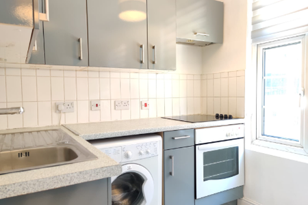 Leman Street Aldgate E1 - Photo 5