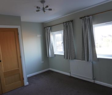 Leedon Furlong - Photo 1