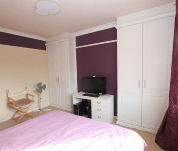 3 bedroom semi-detached house to rent - Photo 6