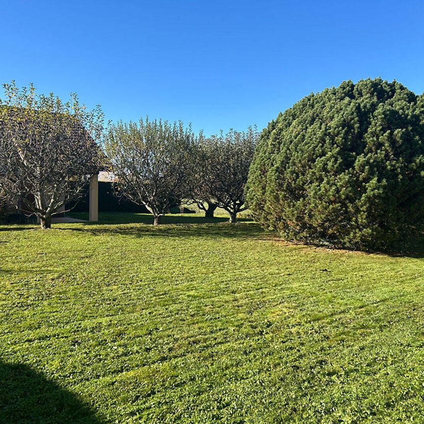 Location maison 6 pièces 167.91 m² à Prévessin-Moëns (01280) - Photo 2