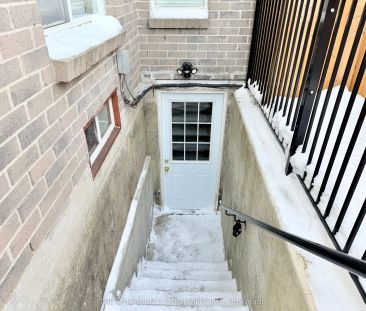 52 Moffatt Avenue #Bsmt - Photo 6