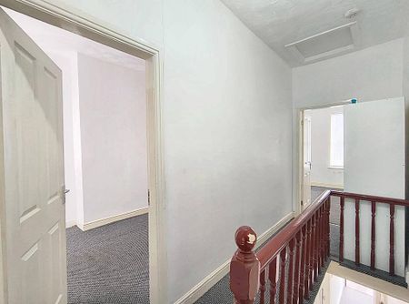 3 bedroom terraced house to rent - Photo 3