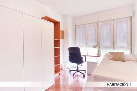 Calle Marqués del Nervión, Sevilla, Andalusia 41005 - Photo 5