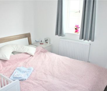 2 bedroom coach house to rent - Photo 3