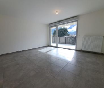 Location Appartement 2 pièces 46m² SCIONZIER 74950 - Photo 2