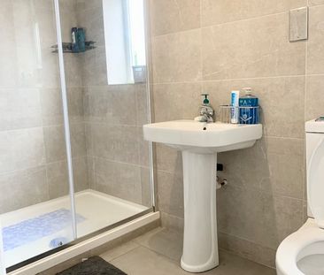 Room in a Shared House, Wilbraham Road, M14 - Photo 6