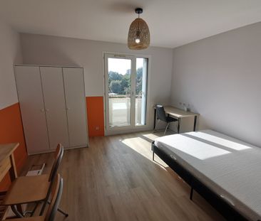STUDIO MEUBLE ET RENOVE – PARKING – BALCON - Photo 4