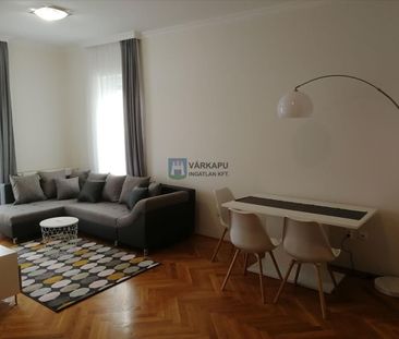 Kiadó újszerű állapotú lakás - Székesfehérvár - Photo 1