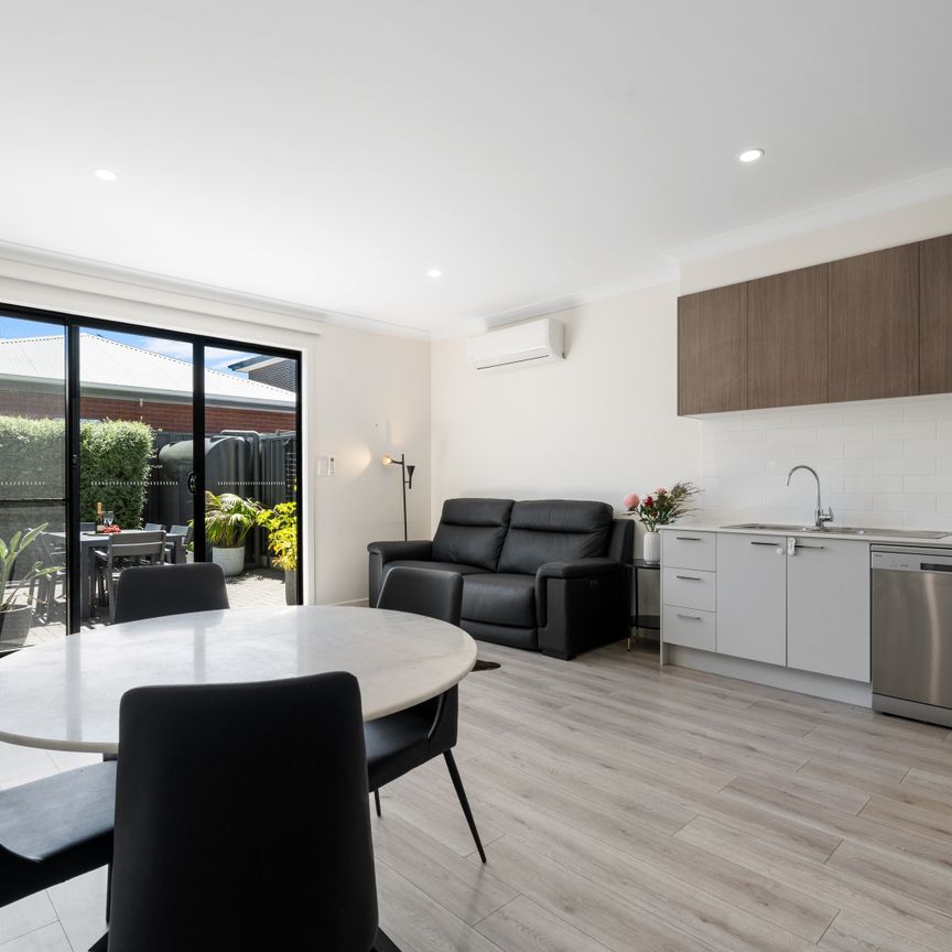 30 Buccleuch Avenue, Findon SA 5023 - House For Rent | Domain - Photo 1