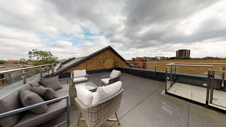 Starboard Penthouse, Fulham, London, W6 - Photo 2