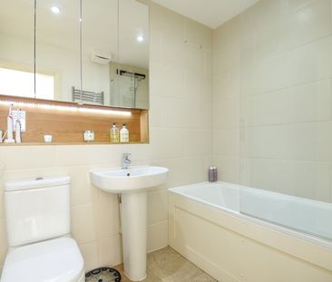 2 Bed Flat, Kings Avenue, SW4 - Photo 6