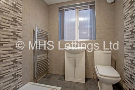 Flat 4, 78 Primley Park Road, Alwoodley, Leeds, LS17 7LH - Photo 4