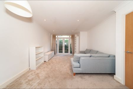 1 Bed Flat, Gordon Road, SE15 - Photo 2