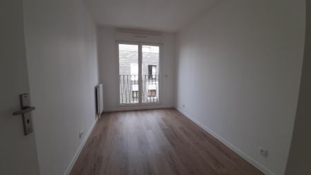 location Appartement F4 DE 80m² À ASNIERES - Photo 2