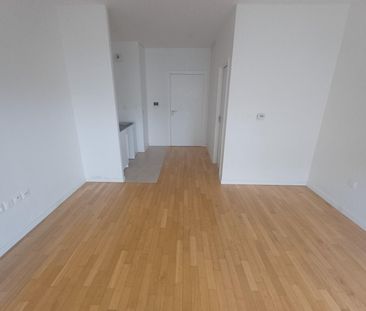 location Appartement T1 DE 26.8m² À MONTROUGE - Photo 2