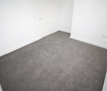 2 Bedroom Apartment - Photo 6